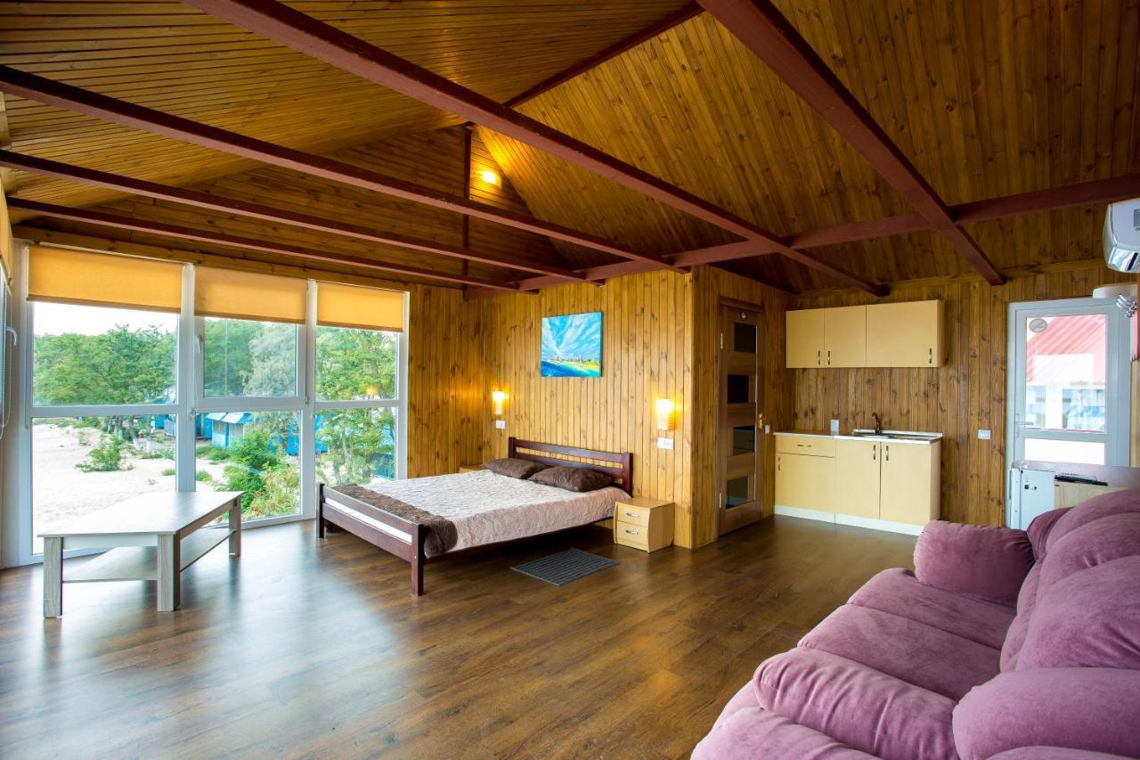 Б/О Pina Colada Hotel Ochakiv Luaran gambar