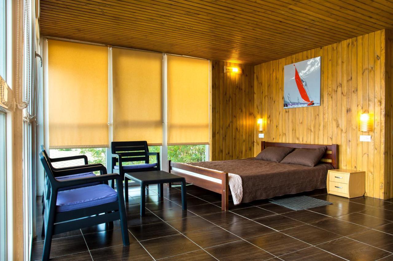 Б/О Pina Colada Hotel Ochakiv Luaran gambar