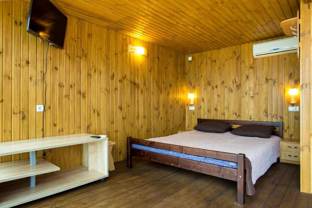Б/О Pina Colada Hotel Ochakiv Luaran gambar