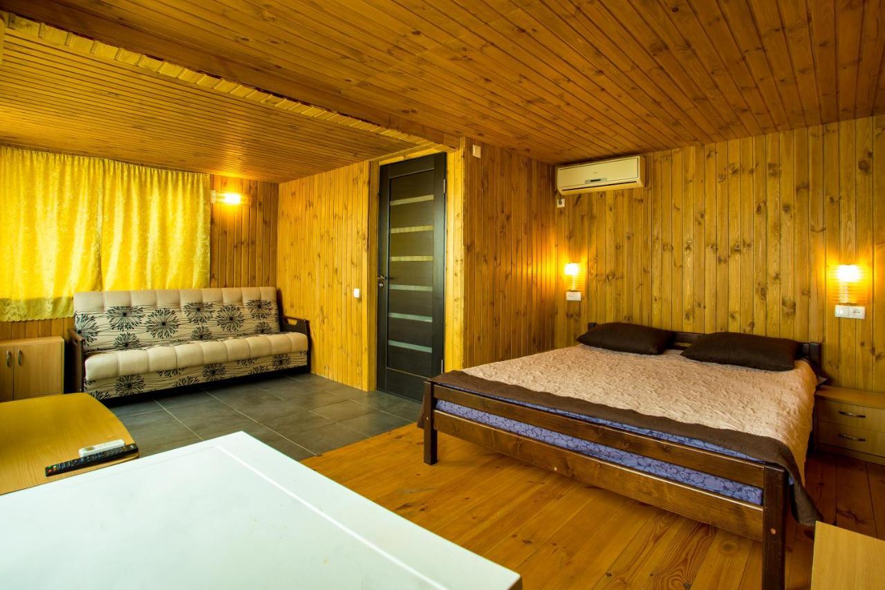 Б/О Pina Colada Hotel Ochakiv Luaran gambar